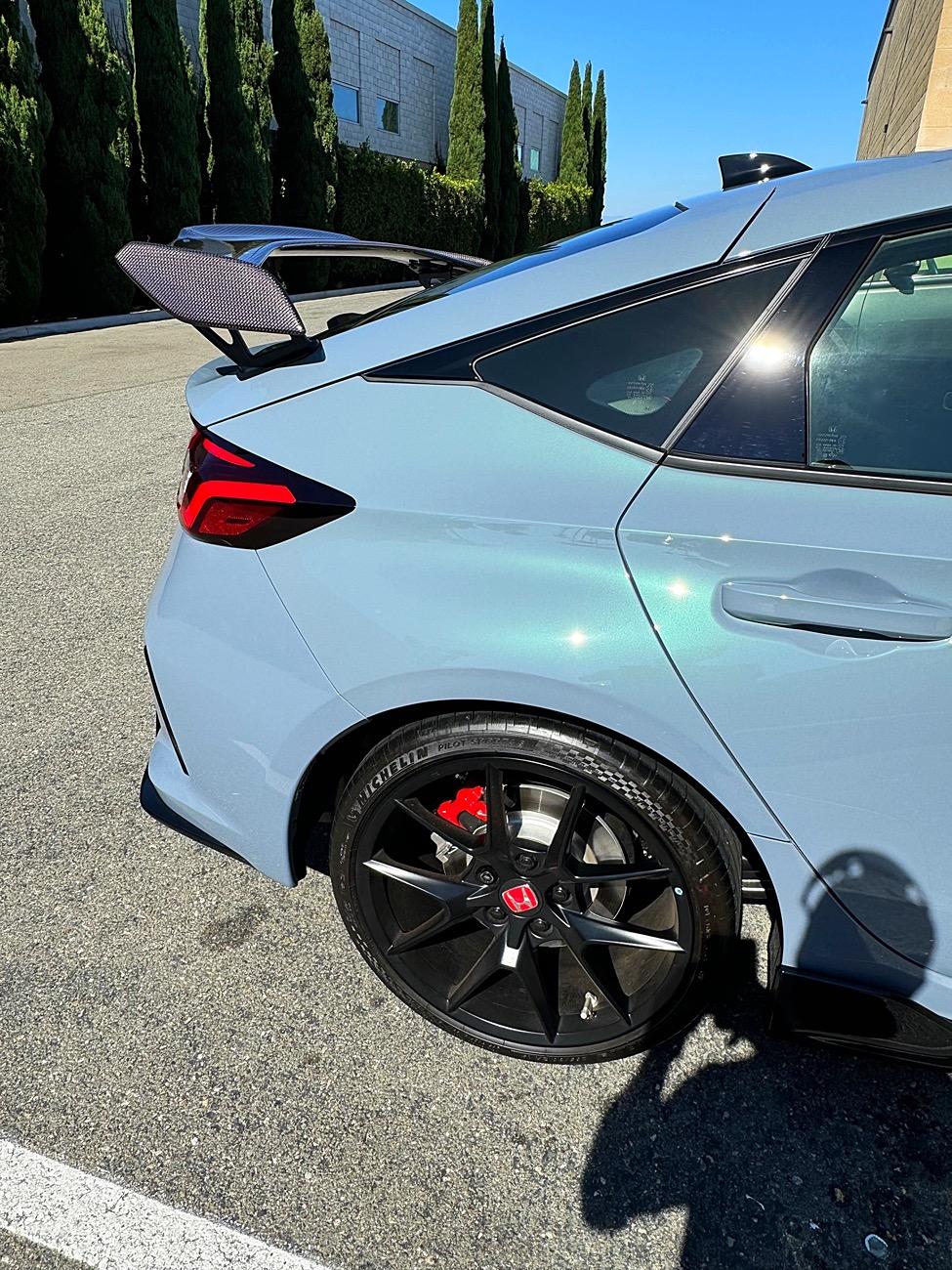 11th Gen Honda Civic Thoughts on the carbon fibre wing? IMG_2464