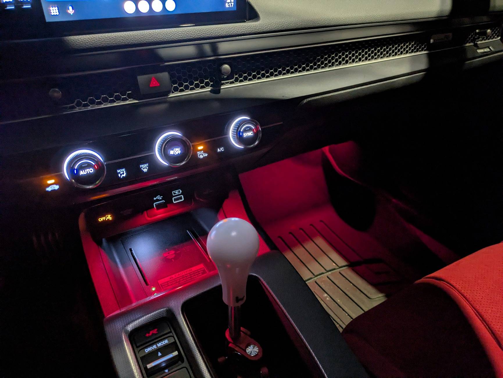 11th Gen Honda Civic Great little interior lighting addition and cheap!! PXL_20250331_101742925
